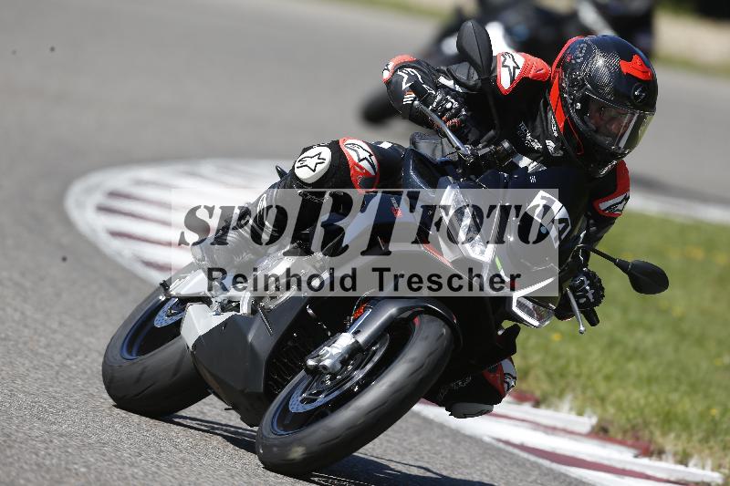 Archiv-2025/48 25.08.2025 Cornu Master School ADR/blau-bleu/14